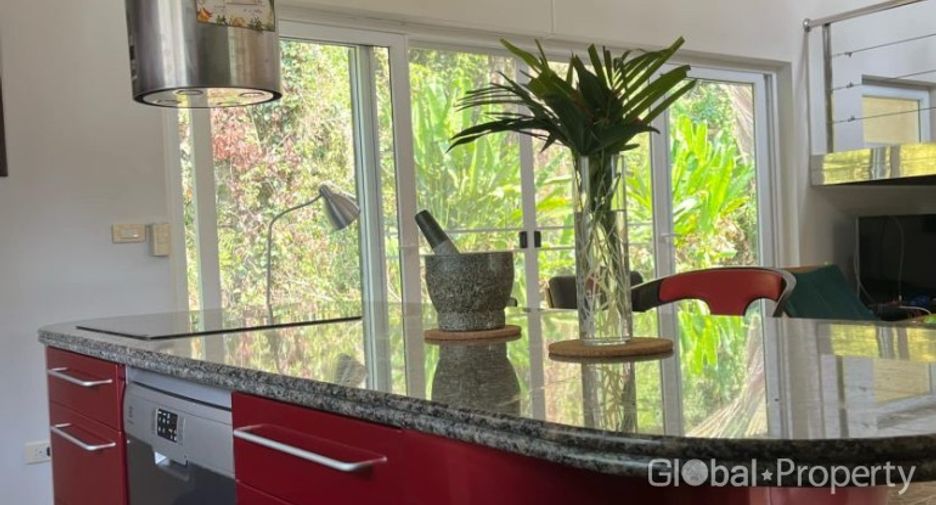 For sale 5 bedrooms house in Ko Chang, Trat