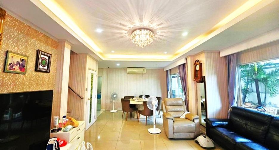 Casa en venta de 3 habitaciones en East Pattaya, Pattaya