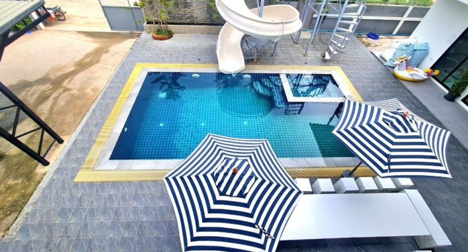 ขาย 8 ห้องนอน บ้านเดี่ยว ใน สัตหีบ, ชลบุรี