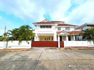 出售 4 卧室 独立屋 在 Bang Lamung, Chon Buri