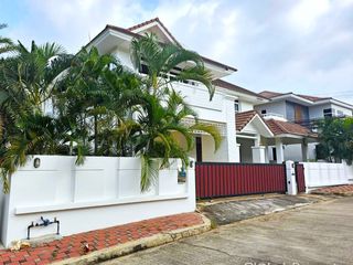 出售 4 卧室 独立屋 在 Bang Lamung, Chon Buri