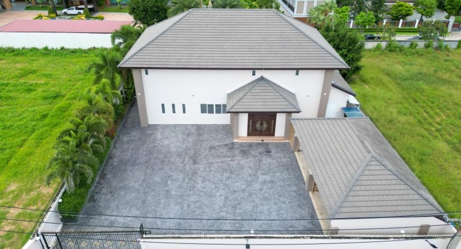 À vendre 4 chambres maison à Bang Lamung, Chonburi