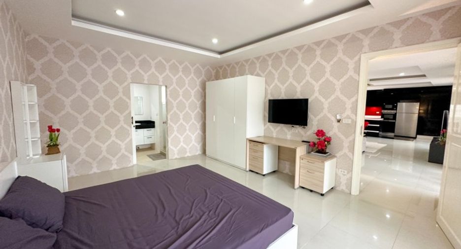 À vendre 4 chambres maison à Bang Lamung, Chonburi