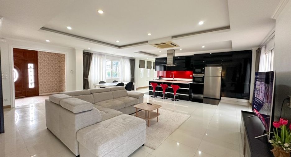 À vendre 4 chambres maison à Bang Lamung, Chonburi