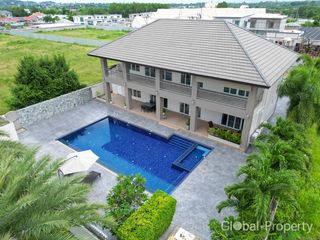 For sale 4 bedrooms house in Bang Lamung, Chonburi