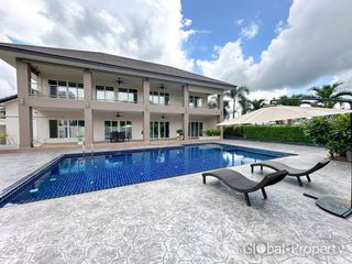 For sale 4 bedrooms house in Bang Lamung, Chonburi