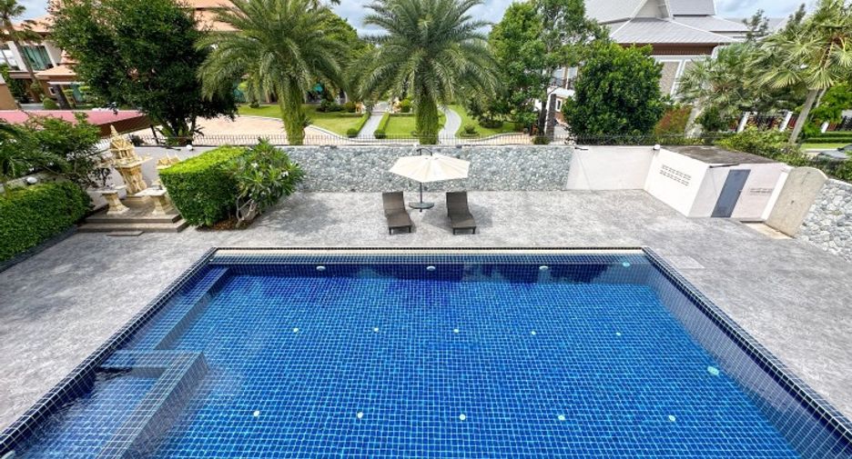 À vendre 4 chambres maison à Bang Lamung, Chonburi