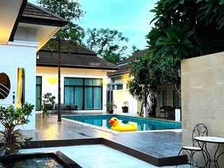 Casa en venta de 7 habitaciones en Bang Lamung, Chonburi