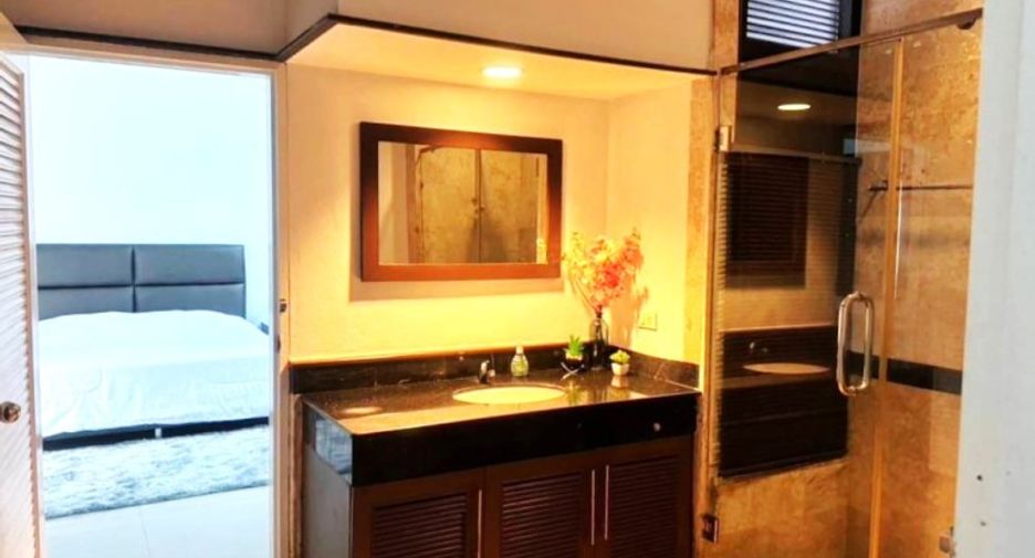 Casa en venta de 7 habitaciones en East Pattaya, Pattaya