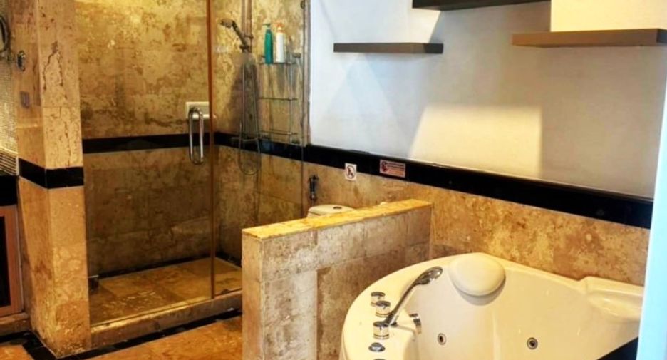 Casa en venta de 7 habitaciones en East Pattaya, Pattaya