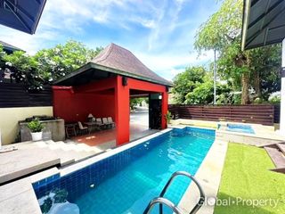 À vendre 4 chambres maison à Jomtien, Pattaya