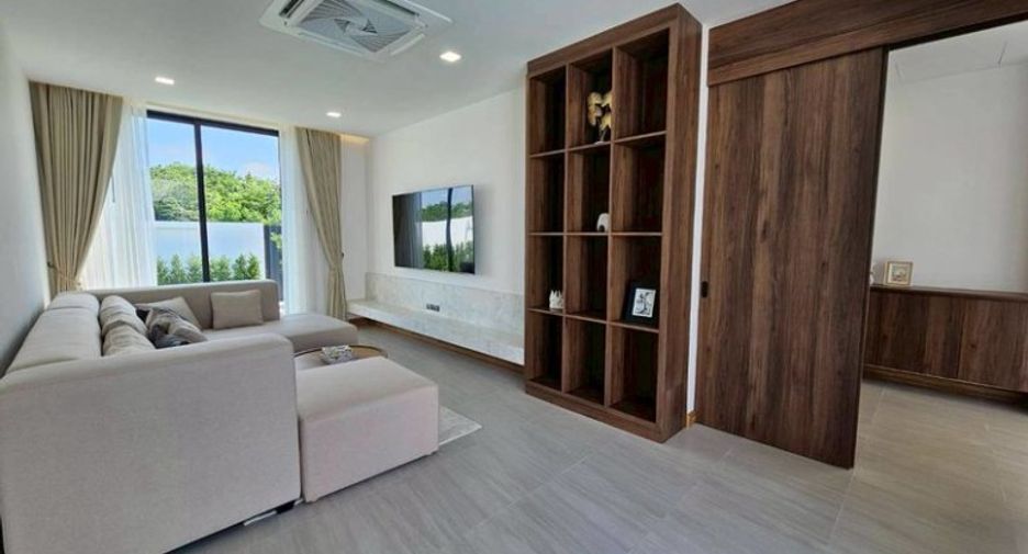 For sale 3 bedrooms house in East Pattaya, Pattaya