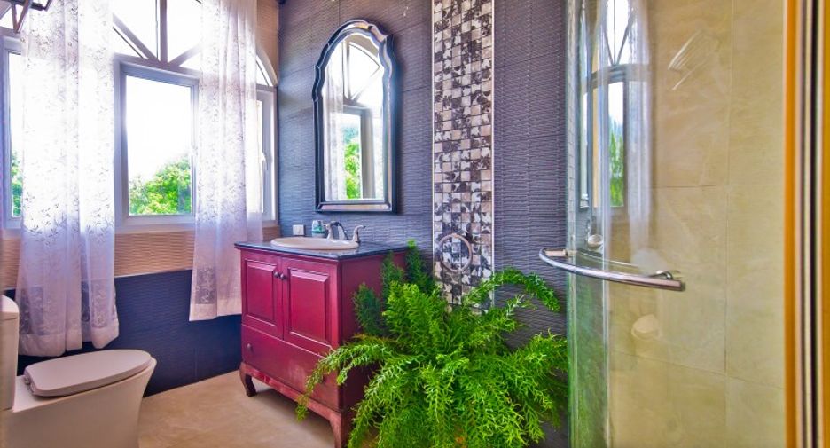 For sale 8 bedrooms house in Sattahip, Chonburi