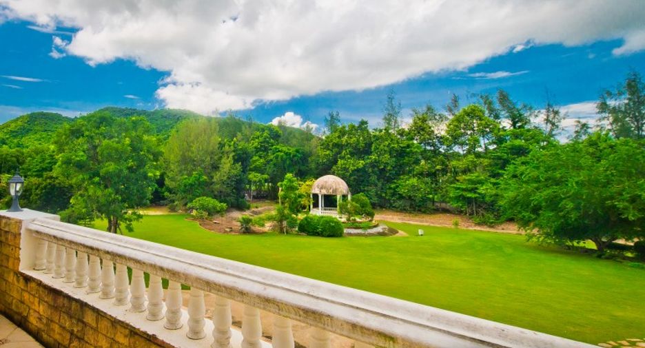 For sale 8 bedrooms house in Sattahip, Chonburi