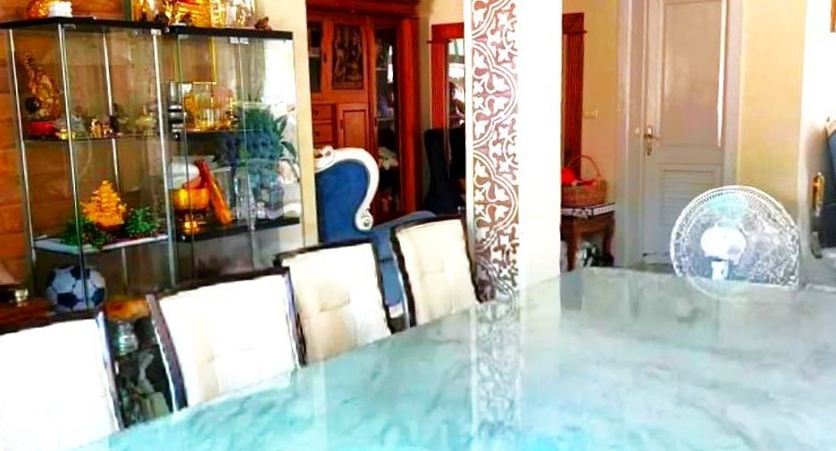 À vendre 5 chambres maison à Bang Lamung, Chonburi