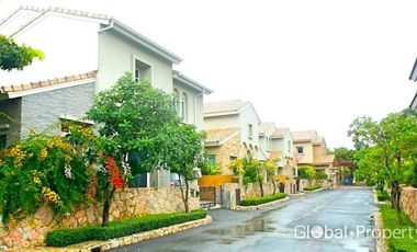 For sale 5 ベッドルーム house in Bang Lamung, Chonburi