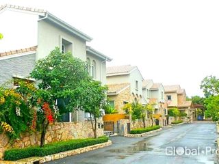 À vendre 5 chambres maison à Bang Lamung, Chonburi