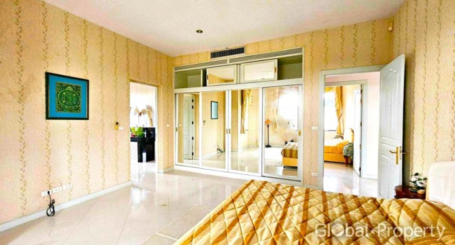 À vendre 5 chambres maison à Bang Lamung, Chonburi