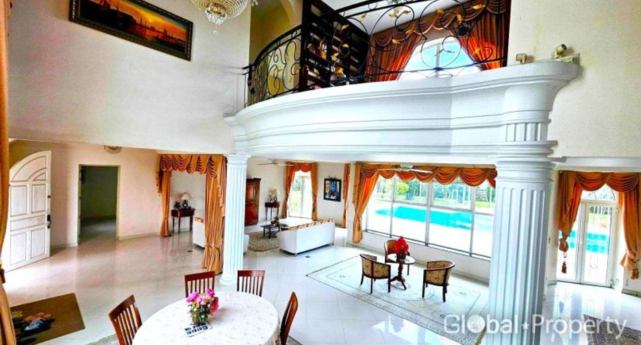 À vendre 5 chambres maison à Bang Lamung, Chonburi