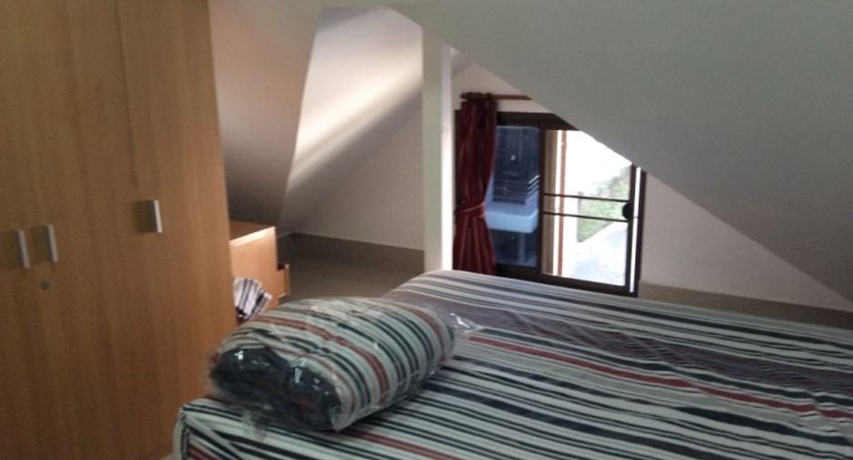 À vendre 5 chambres maison à Pratumnak, Pattaya