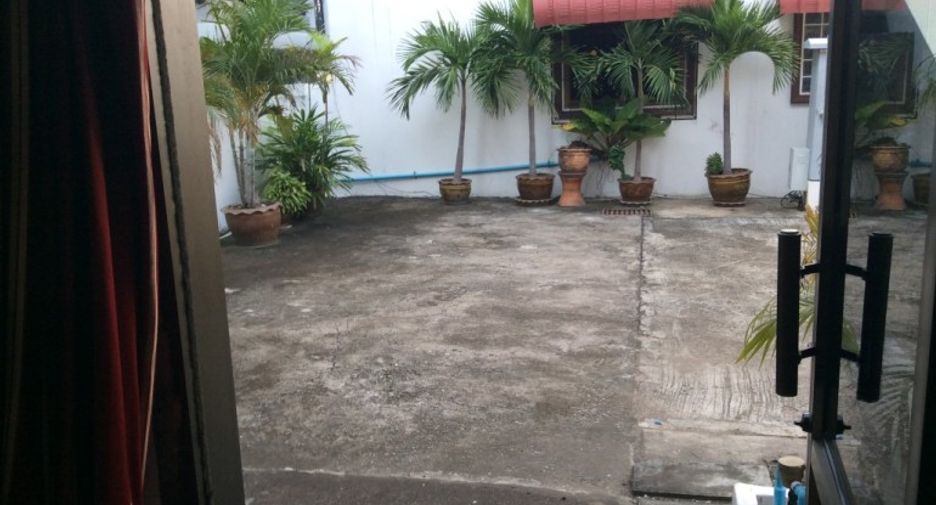 À vendre 5 chambres maison à Pratumnak, Pattaya