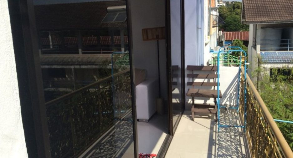 À vendre 5 chambres maison à Pratumnak, Pattaya