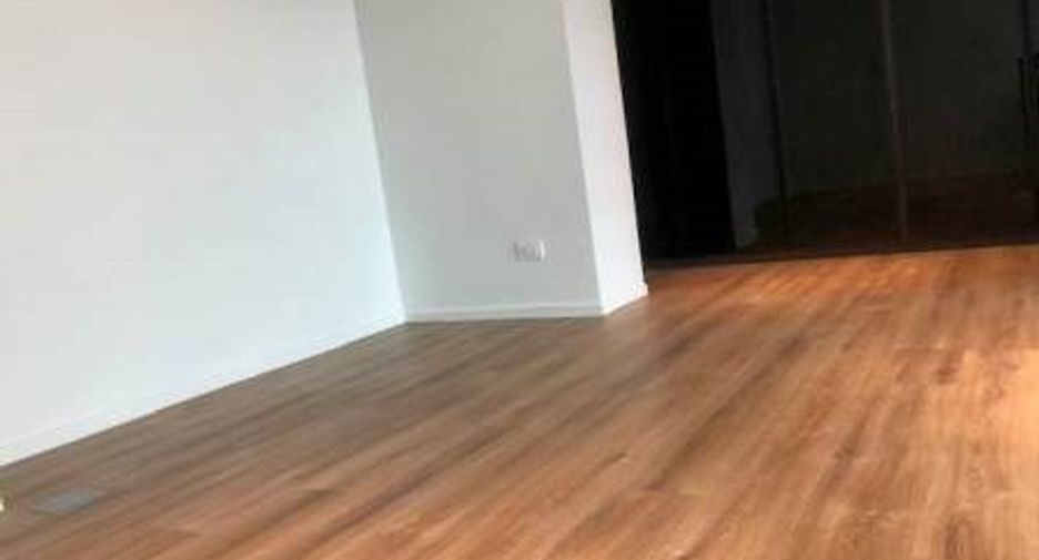 For sale 1 bed condo in Sathon, Bangkok