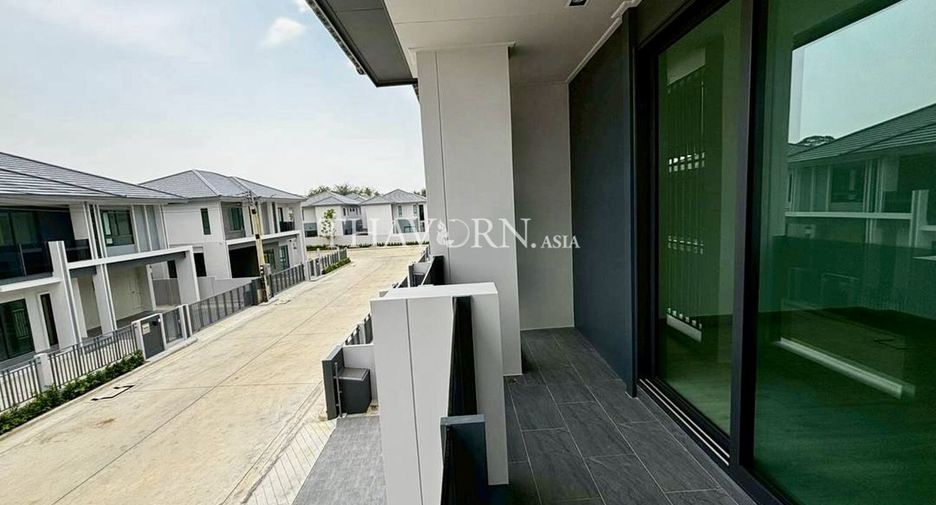 For sale 4 bedrooms house in Bang Lamung, Chonburi