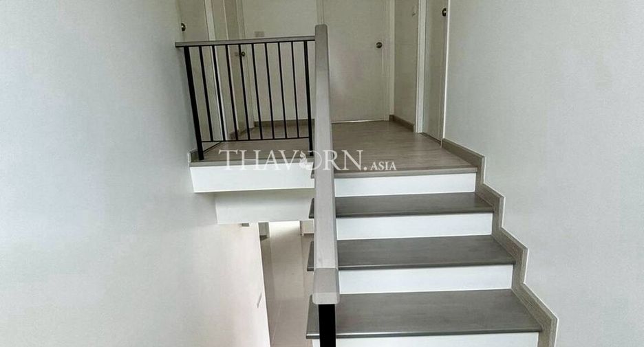 For sale 4 bedrooms house in Bang Lamung, Chonburi