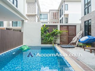 For rent 4 bed house in Khlong Toei, Bangkok