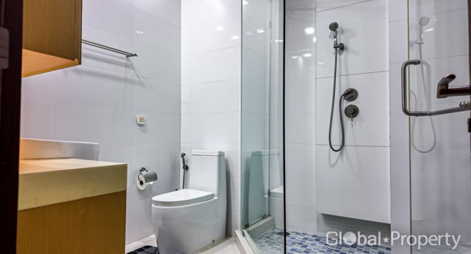 À vendre 2 chambres condo à Bang Lamung, Chonburi