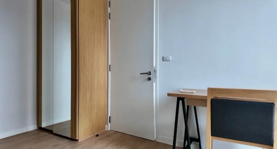 For rent and for sale 4 bedrooms condo in Bang Rak, Bangkok
