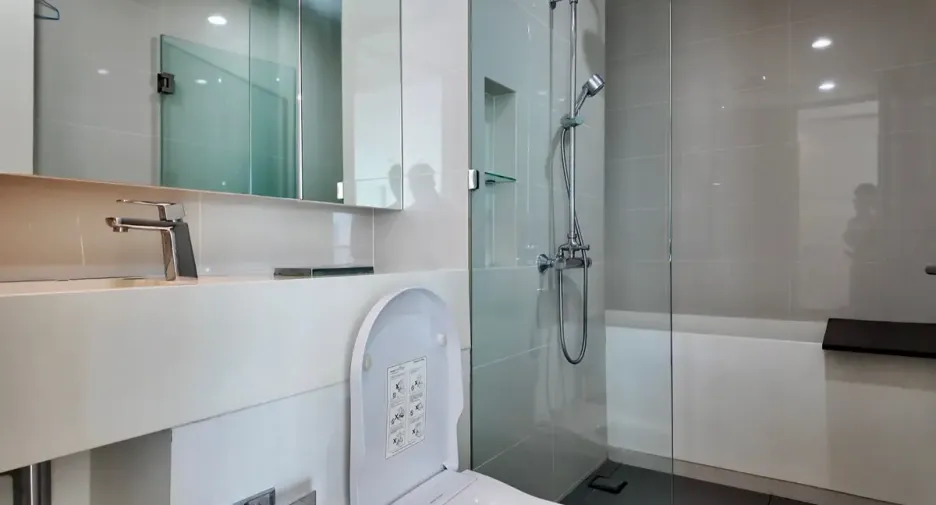 For rent and for sale 4 bedrooms condo in Bang Rak, Bangkok