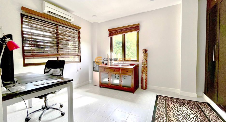 Condo en alquiler y en venta de 3 habitaciones en Sattahip, Chonburi