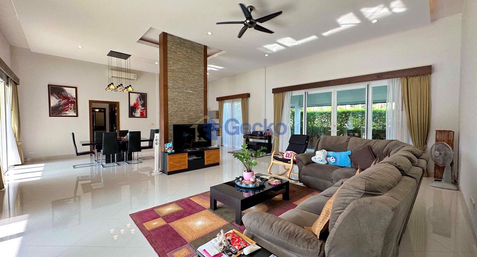 For sale 4 bedrooms house in Bang Lamung, Chonburi