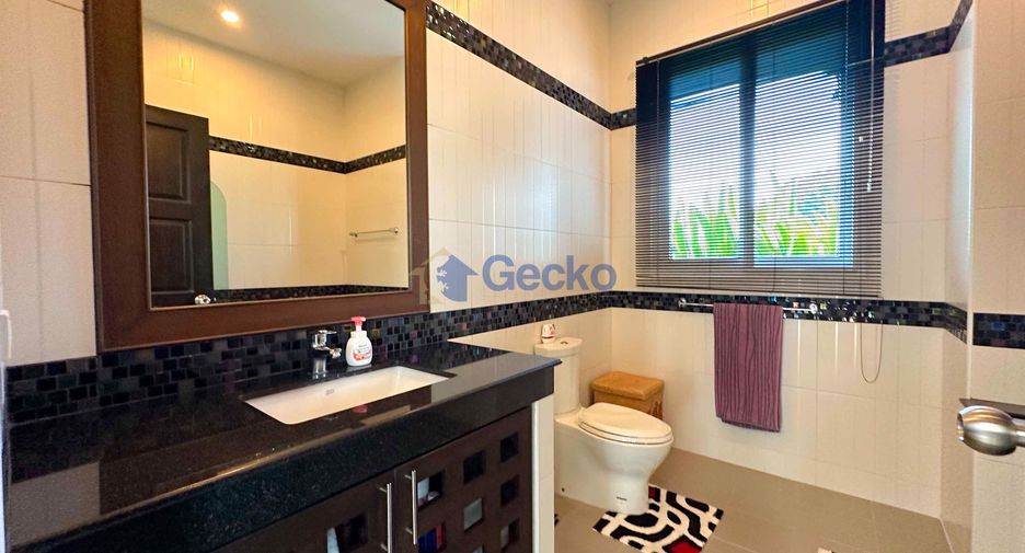 For sale 4 bedrooms house in Bang Lamung, Chonburi