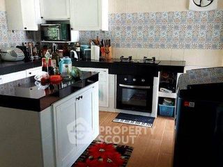 For sale 3 bed condo in Nong Khaem, Bangkok