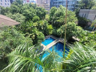 For rent 3 bedrooms condo in Sathon, Bangkok