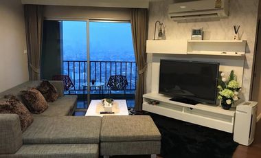 For rent 2 bed condo in Huai Khwang, Bangkok