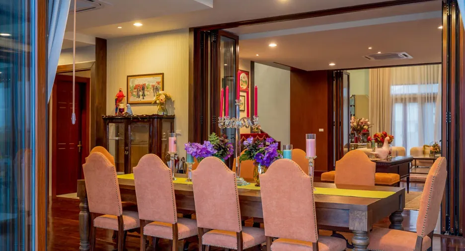 For rent and for sale 7 bedrooms house in Saraphi, Chiang Mai