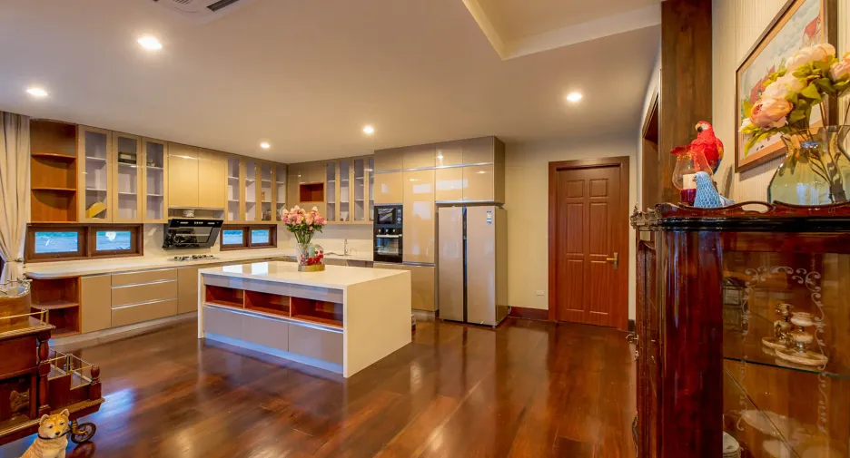 For rent and for sale 7 bedrooms house in Saraphi, Chiang Mai