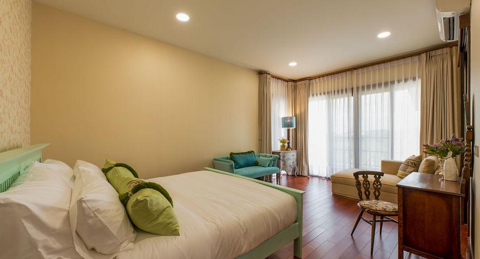 For rent and for sale 7 bedrooms house in Saraphi, Chiang Mai