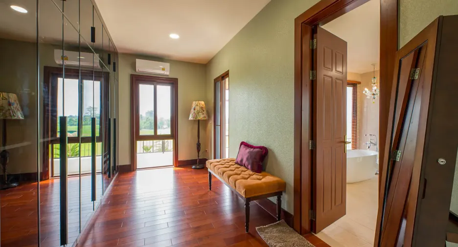For rent and for sale 7 bedrooms house in Saraphi, Chiang Mai