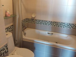 For sale 2 bed condo in Khlong Toei, Bangkok