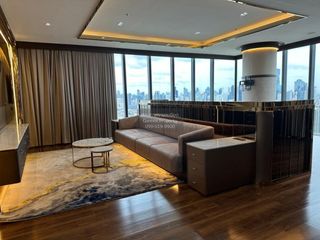 For sale 7 bedrooms condo in Khlong San, Bangkok