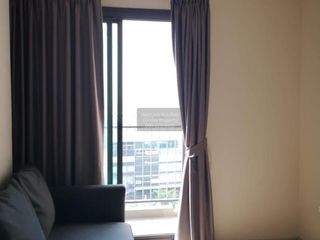 Condo en venta de 2 habitaciones en Huai Khwang, Bangkok