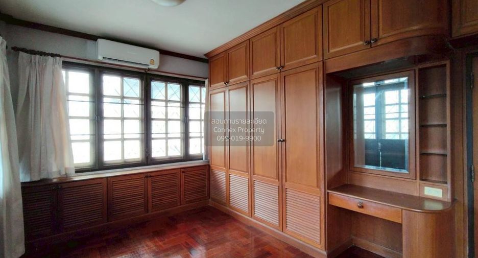 For sale 3 bedrooms house in Bang Phli, Samut Prakan