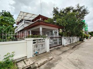 For sale 3 bedrooms house in Bang Phli, Samut Prakan