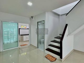 Продажа 2 спальни таунхаус в Mueang Nonthaburi, Нонтабури