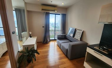For sale 1 bed condo in Khlong San, Bangkok